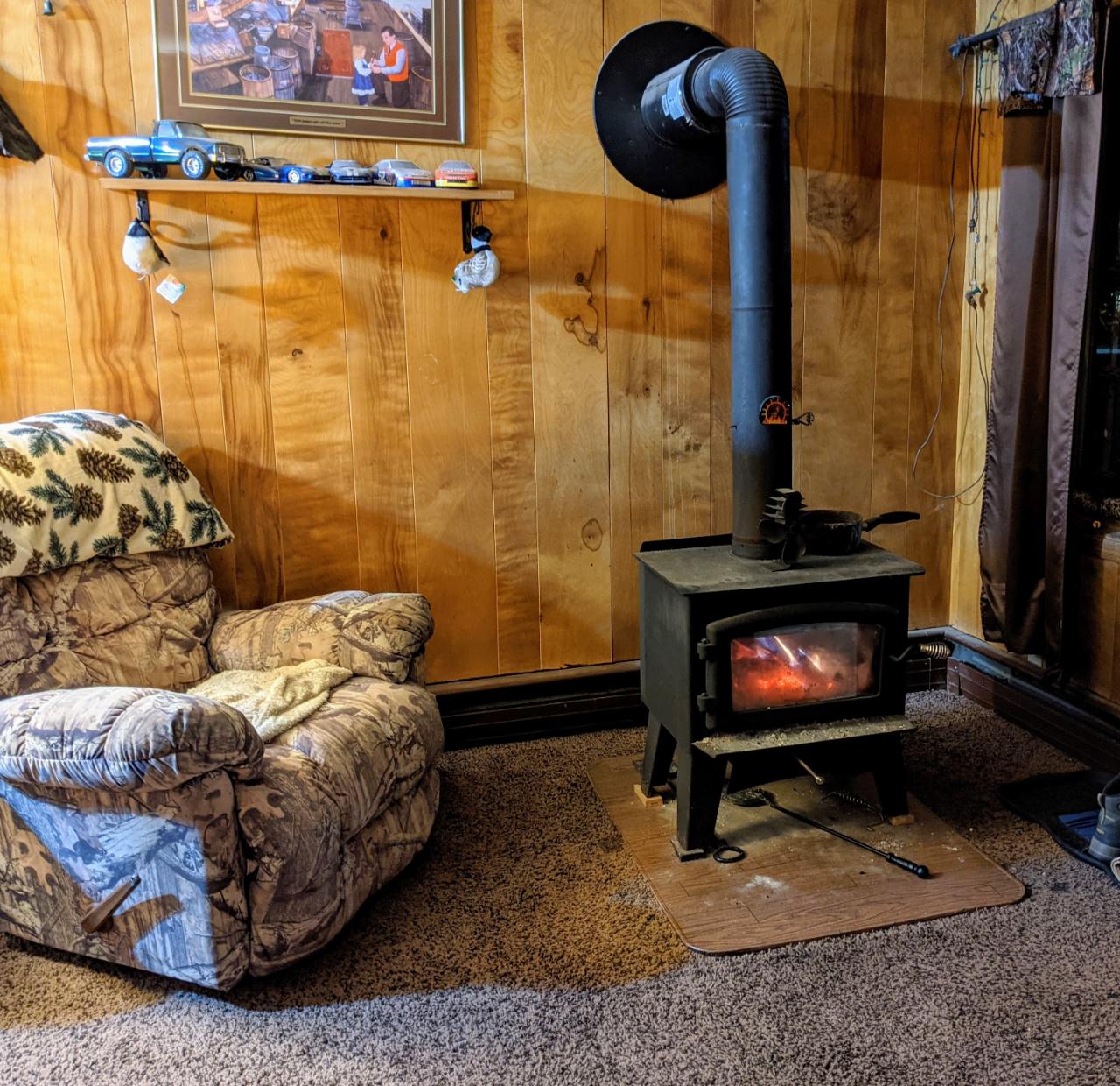 654 Beebe Street Phillips, WI 54555 - Photo 9 of 16 Gallery Image 9