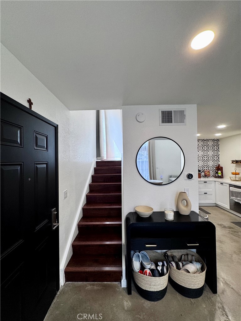 1074 Cabrillo Park Drive, Unit D Santa Ana, CA 92701 - Photo 7 of 21