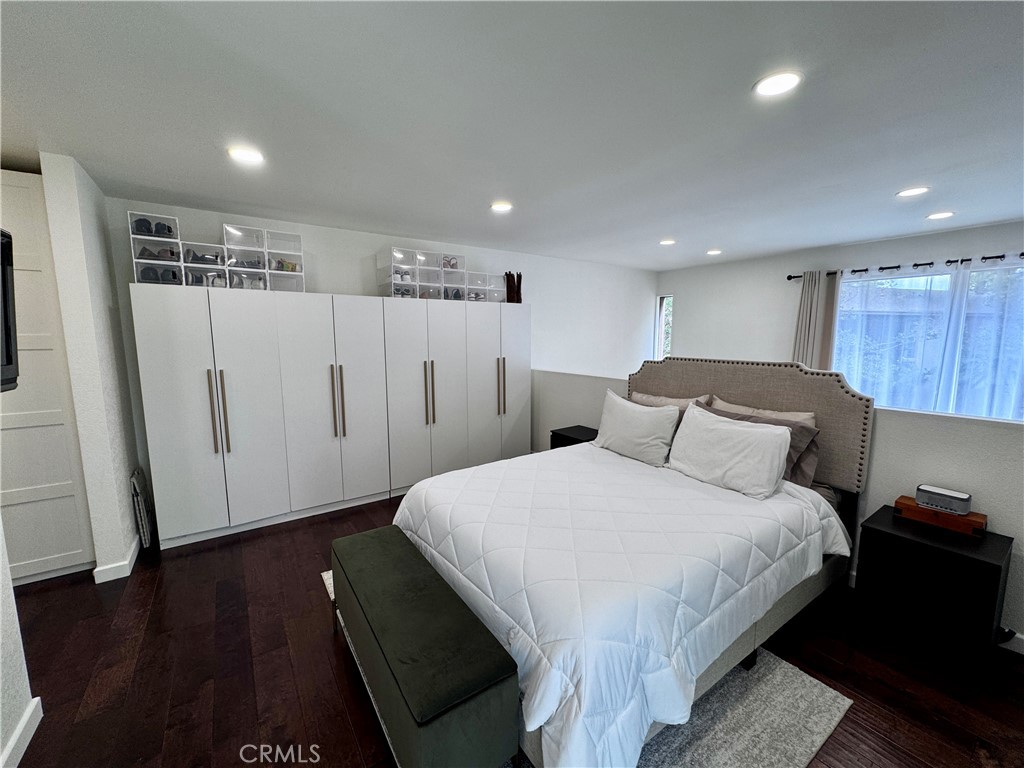 1074 Cabrillo Park Drive, Unit D Santa Ana, CA 92701 - Photo 9 of 21