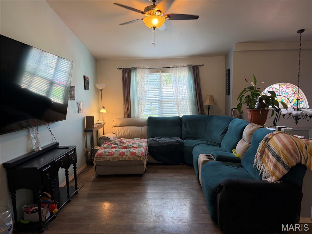 250 Derek Drive Hawk Point, MO 63349 - Photo 2 of 34