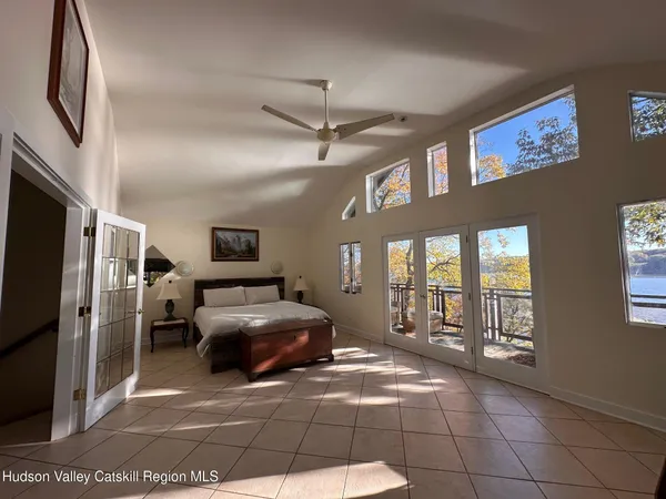 $975,000 | 54 Deak Lane, Saugerties, NY 12490