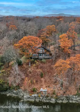 $975,000 | 54 Deak Lane, Saugerties, NY 12490