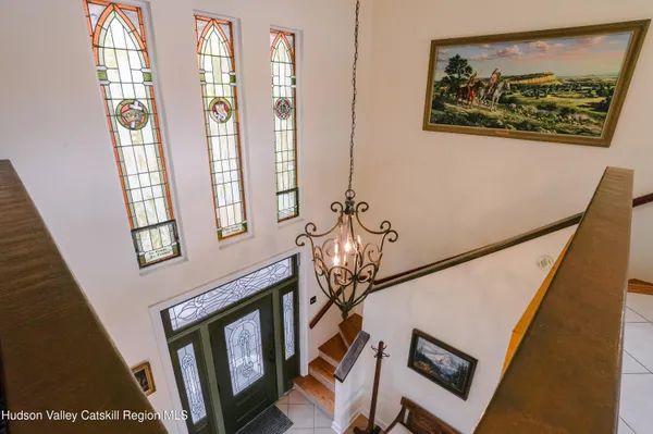 $975,000 | 54 Deak Lane, Saugerties, NY 12490