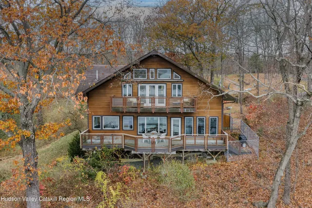 $1,019,000 | 54 Deak Lane, Saugerties, NY 12490