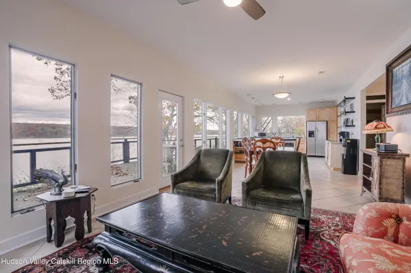 $975,000 | 54 Deak Lane, Saugerties, NY 12490