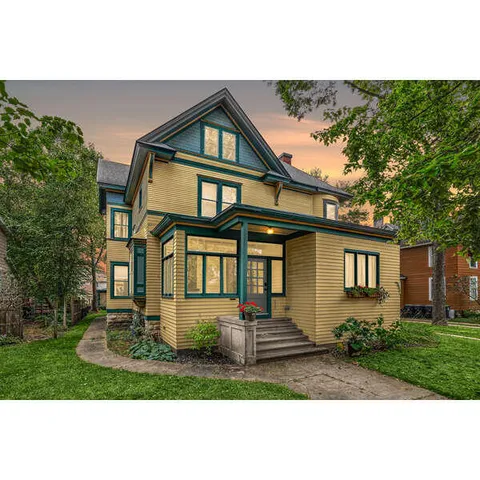 $539,000 | 233 9th Street South, Unit 235, La Crosse, WI 54601