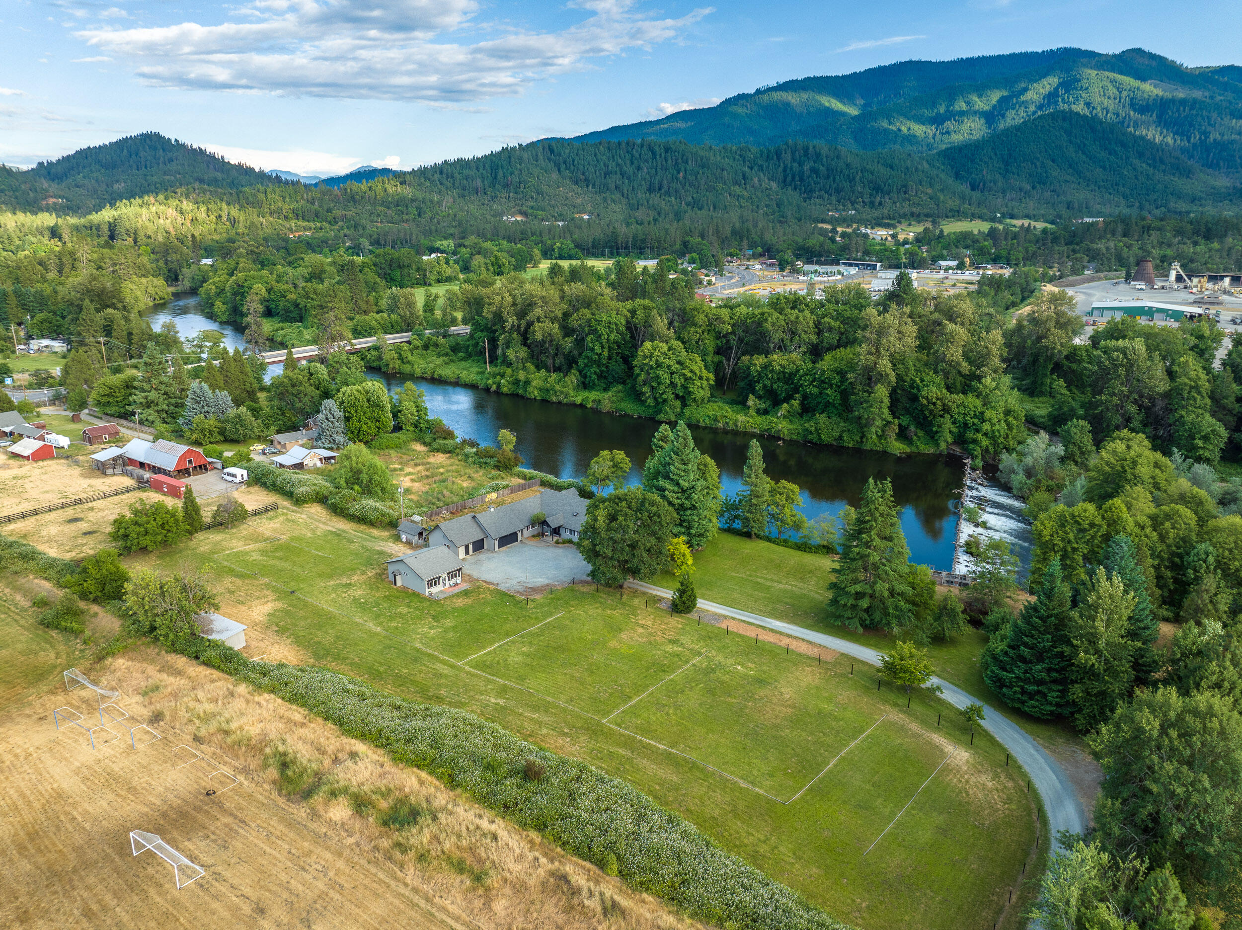 8442 New Hope Road Grants Pass, OR 97527 - Photo 1 of 84 Aerial of the property
