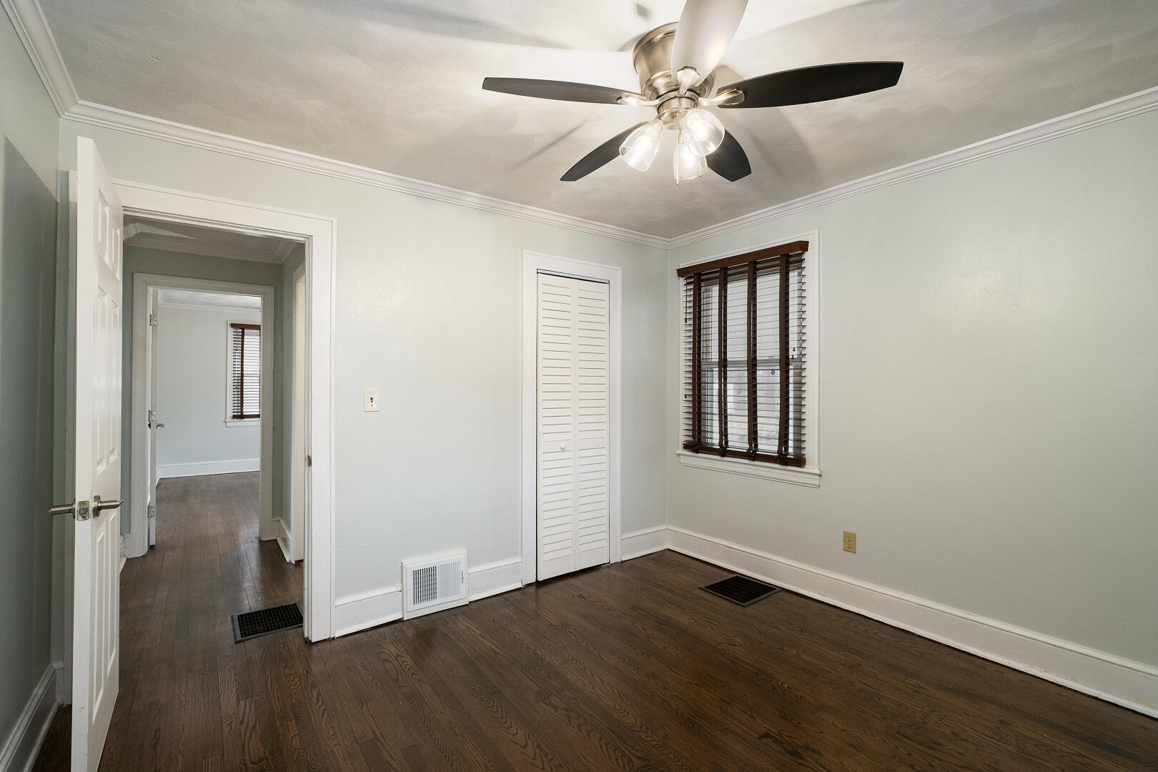 335 Fugate Road Northeast Roanoke, VA 24012 - Photo 14 of 34 335 Fugate Rd NE-14