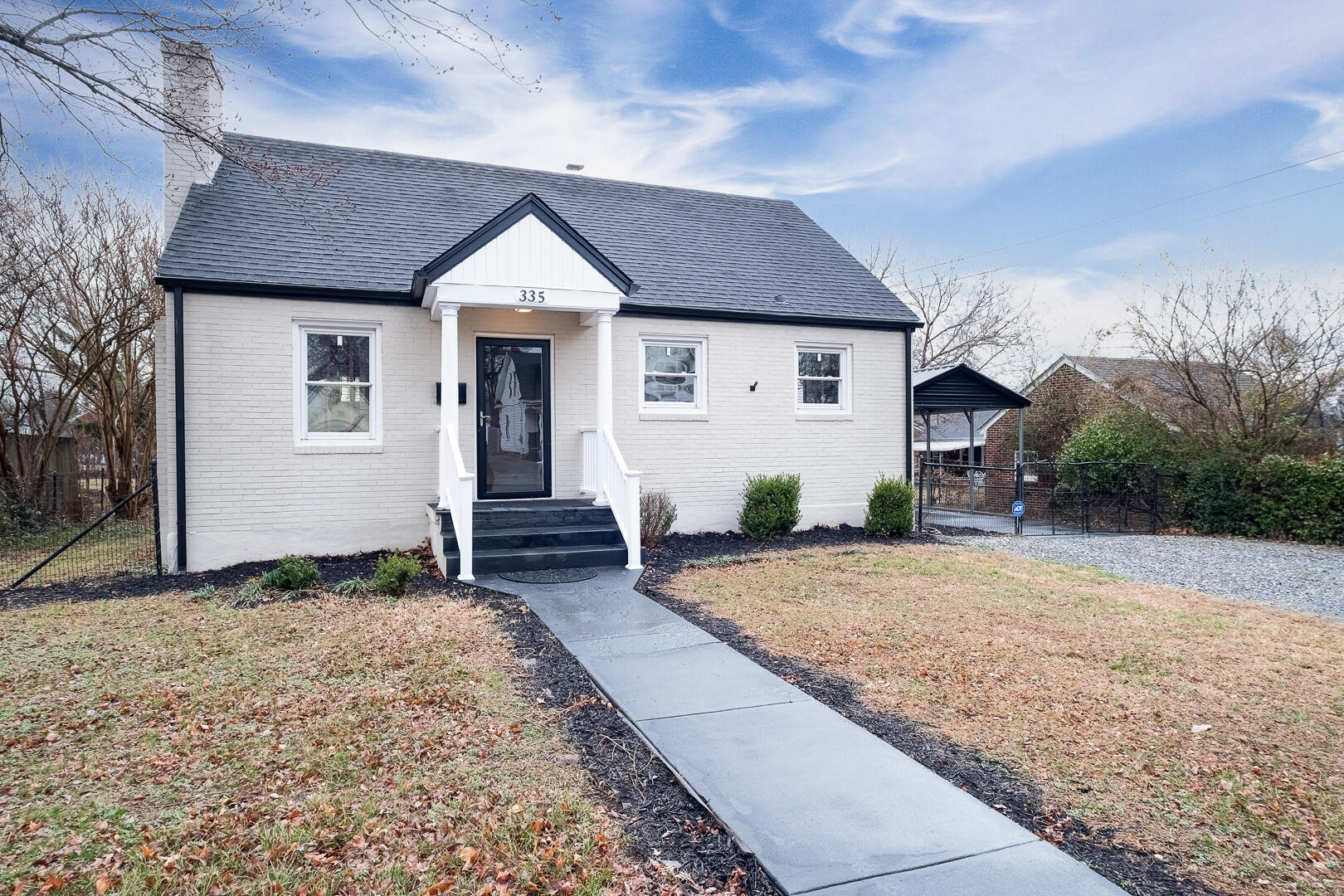 335 Fugate Road Northeast Roanoke, VA 24012 - Photo 2 of 34 335 Fugate Rd NE-2