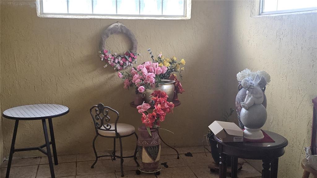 871 Reflections Loop East Winter Haven, FL 33884 - Photo 7 of 9 a view of a room with furniture and wooden floor