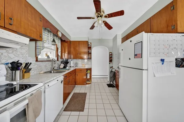 $475,000 | 4 Edward Street, Webster, MA 01570