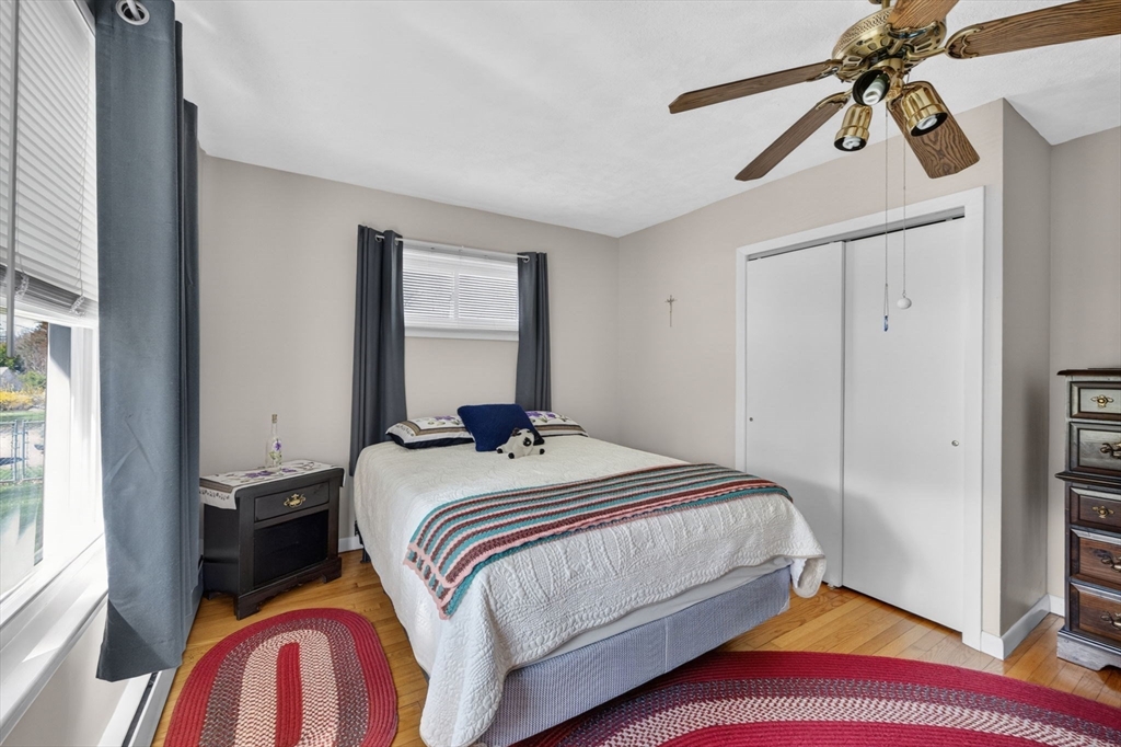 4 Edward Street Webster, MA 01570 - Photo 25 of 42