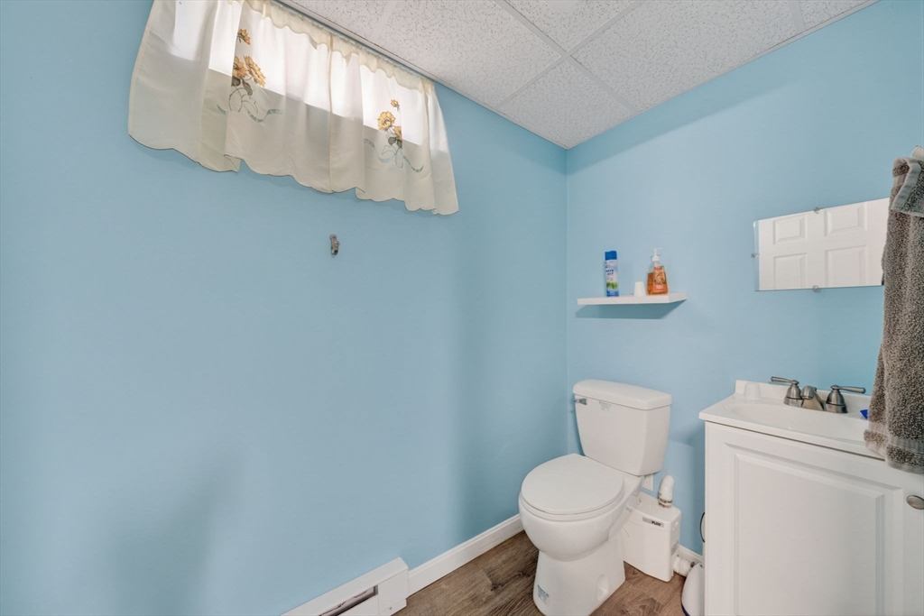 4 Edward Street Webster, MA 01570 - Photo 30 of 42