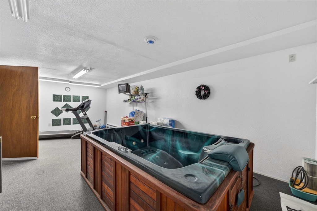 4 Edward Street Webster, MA 01570 - Photo 38 of 42