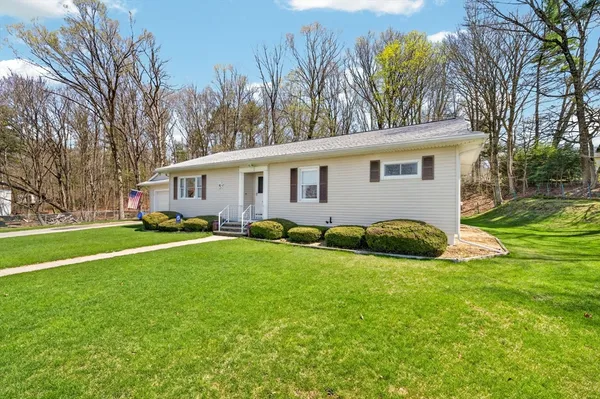 $475,000 | 4 Edward Street, Webster, MA 01570