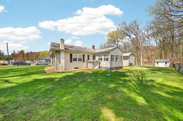 $475,000 | 4 Edward Street, Webster, MA 01570