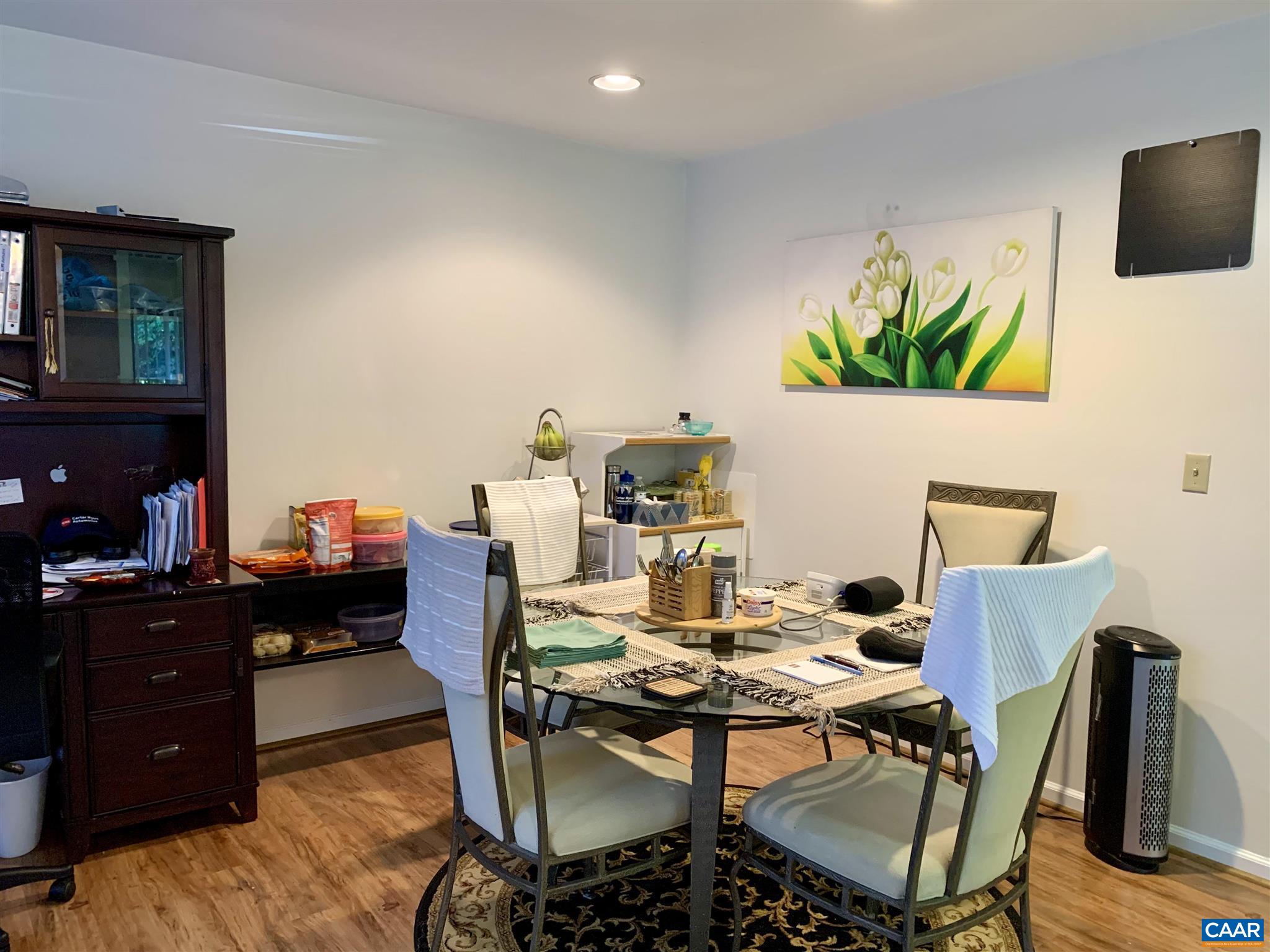101 Tintern Court Charlottesville, VA 22901 - Photo 5 of 18 Gallery Image 5