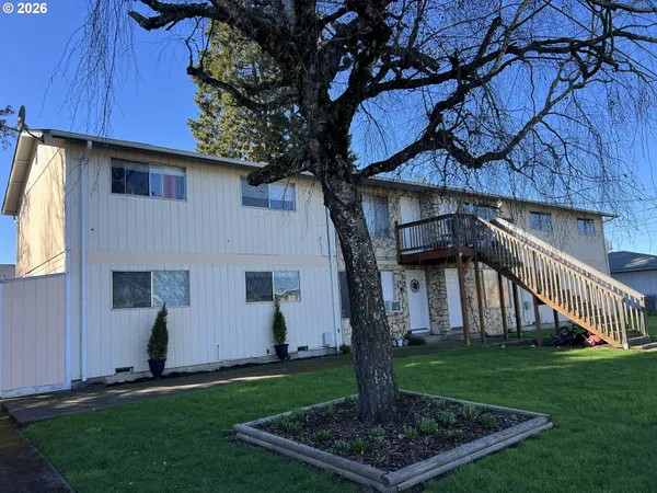 $895,000 | 1920 Southeast Jefferson Street, Albany, OR 97322