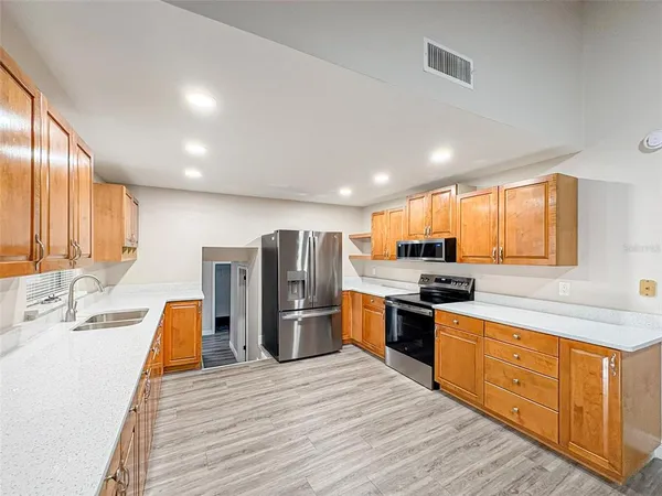 $2,950 | 1631 Monterey Lane, Lakeland, FL 33813