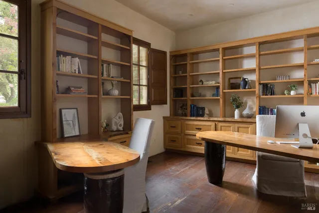 $8,200,000 | 18455 Half Moon Street, Sonoma, CA 95476