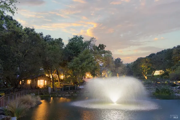 $8,200,000 | 18455 Half Moon Street, Sonoma, CA 95476