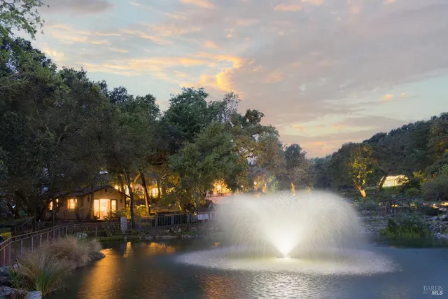 $8,200,000 | 18455 Half Moon Street, Sonoma, CA 95476