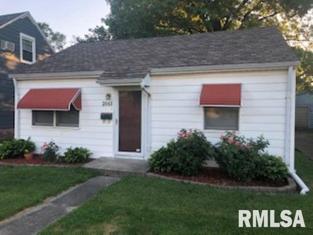 2061 North 8th Street Springfield, IL 62702 - Photo 1 of 24
