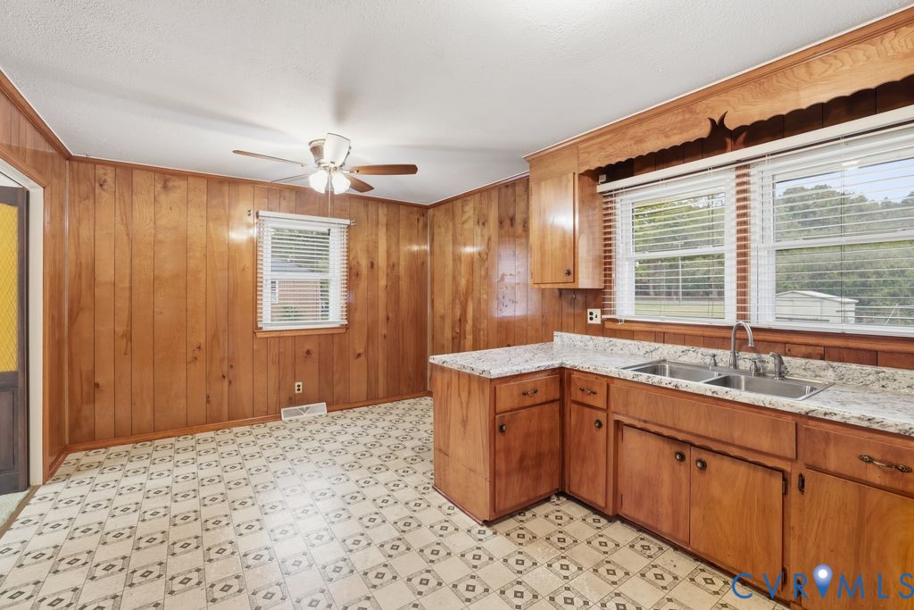 10918 Doyle Boulevard McKenney, VA 23872 - Photo 18 of 45