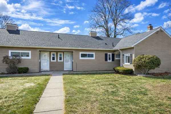 $175,000 | 156 Horseshoe Drive, Unit 156, Chicopee, MA 01022