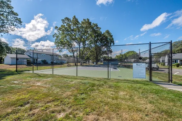 $175,000 | 156 Horseshoe Drive, Unit 156, Chicopee, MA 01022