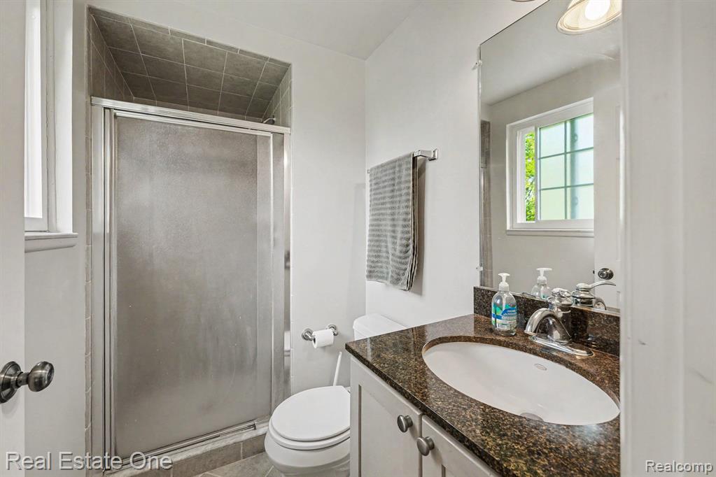 2242 West Wattles Road Troy, MI 48098 - Photo 23 of 30