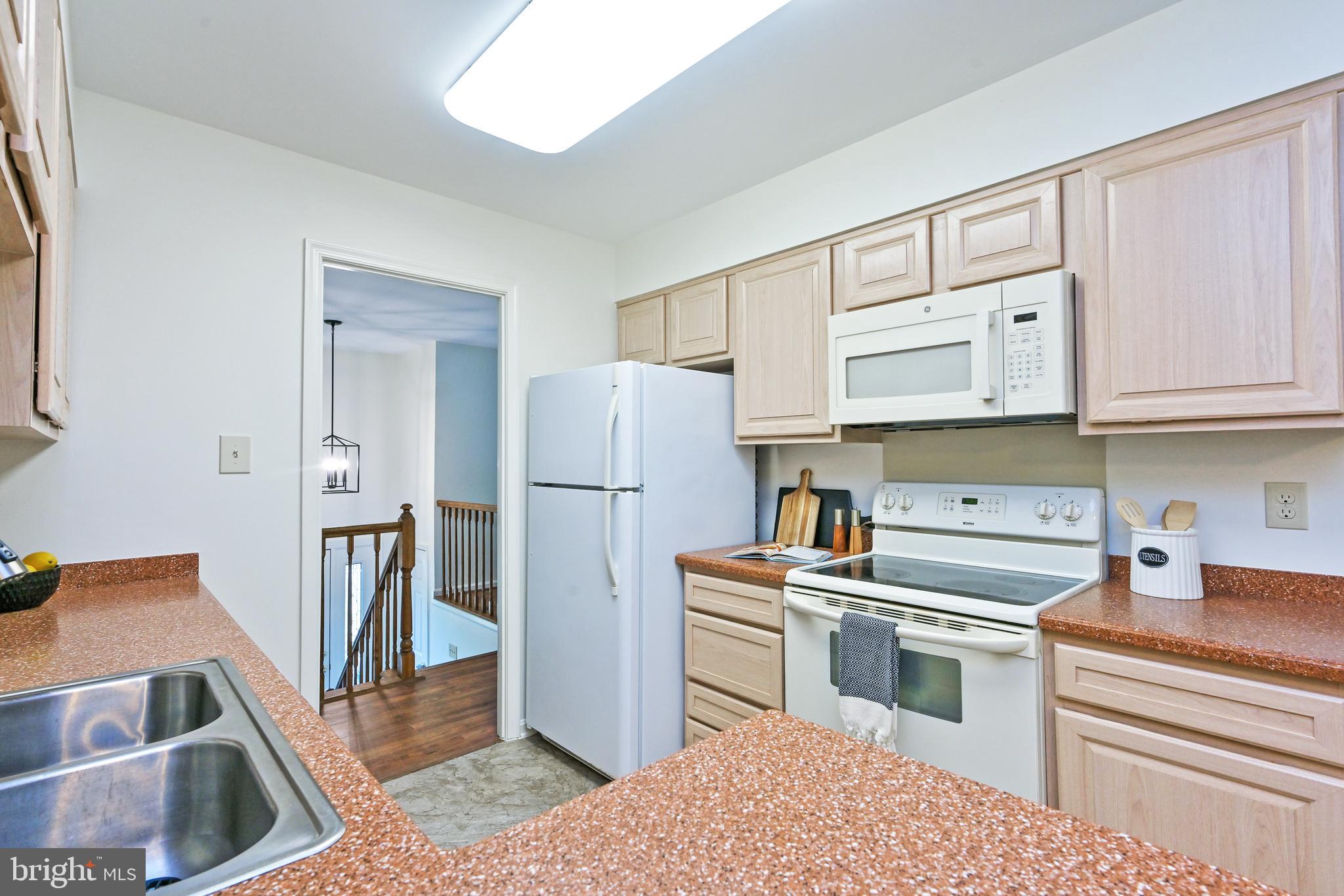 8923 Renshaw Court Springfield, VA 22153 - Photo 16 of 44