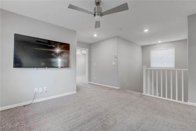 $2,400 | 10673 Sariah Skye Avenue, Las Vegas, NV 89166