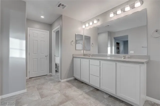 $2,400 | 10673 Sariah Skye Avenue, Las Vegas, NV 89166