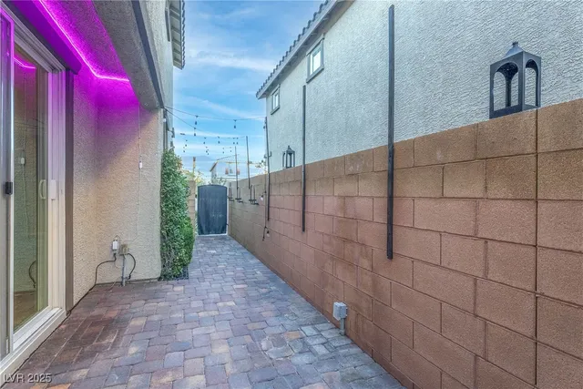 $2,400 | 10673 Sariah Skye Avenue, Las Vegas, NV 89166