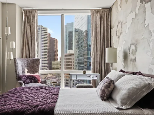 $2,000,000 | 1 Franklin Street, Unit 2307, Boston, MA 02110