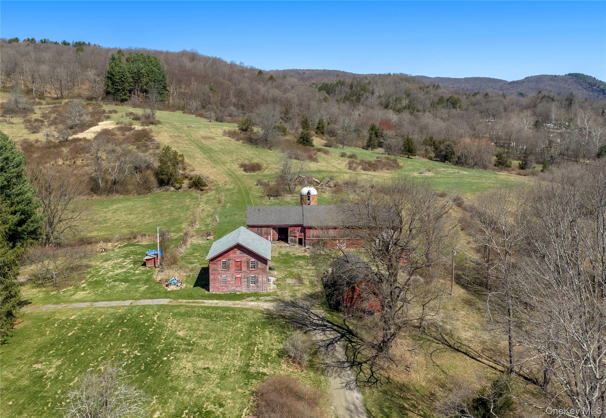 A few minutes east of Route 22 on the Dover/Millbrook border in the municipality of Washington, sits 109+ acres of picturesque countryside.
