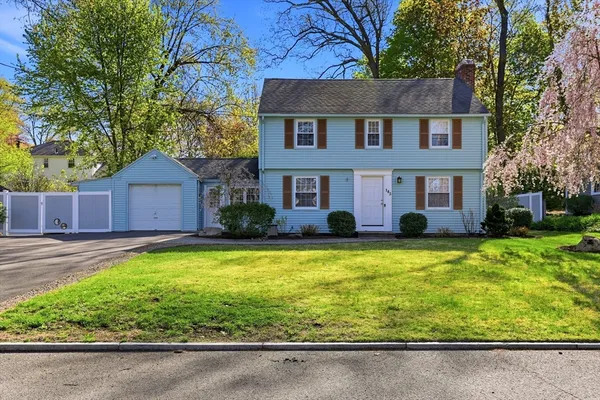 $369,900 | 145 Chalmers Street, Springfield, MA 01118
