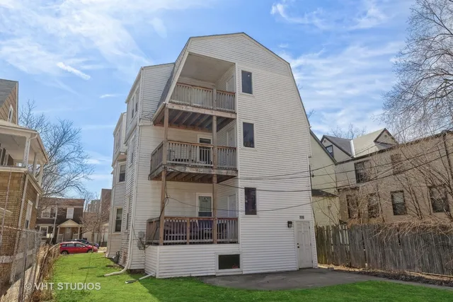 $4,300 | 1119 Garnett Place, Unit 2, Evanston, IL 60201