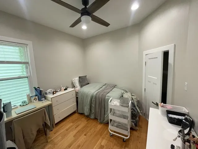 $4,300 | 1119 Garnett Place, Unit 2, Evanston, IL 60201