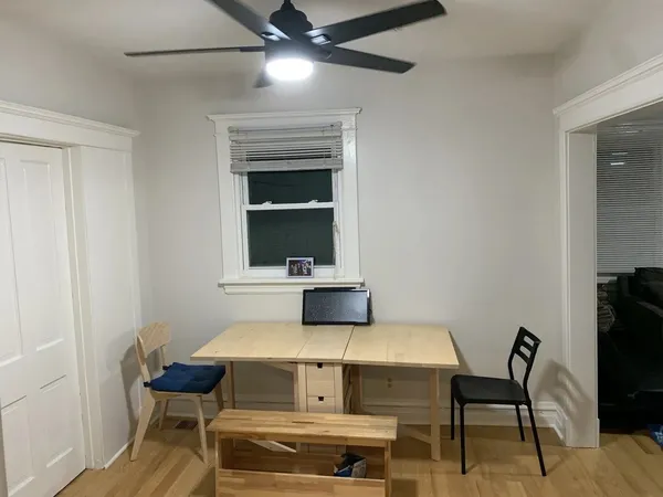 $4,300 | 1119 Garnett Place, Unit 2, Evanston, IL 60201