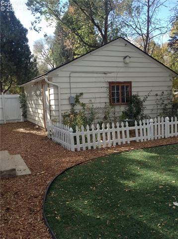216 West Cheyenne Road Colorado Springs, CO 80906 - Photo 5 of 24