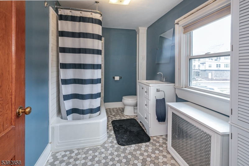 25 Canal Street Raritan, NJ 08869 - Photo 15 of 20