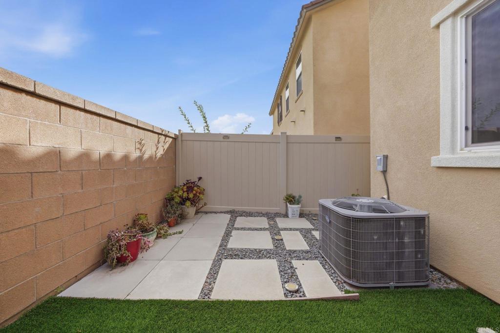 10633 Busch Street Spring Valley, CA 91978 - Photo 31 of 43