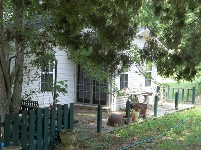 9550 Vaught Road Readyville, TN 37149 - Photo 17 of 19 back