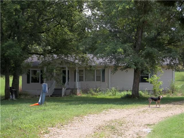 9550 Vaught Road Readyville, TN 37149 - Photo 2 of 19 Front