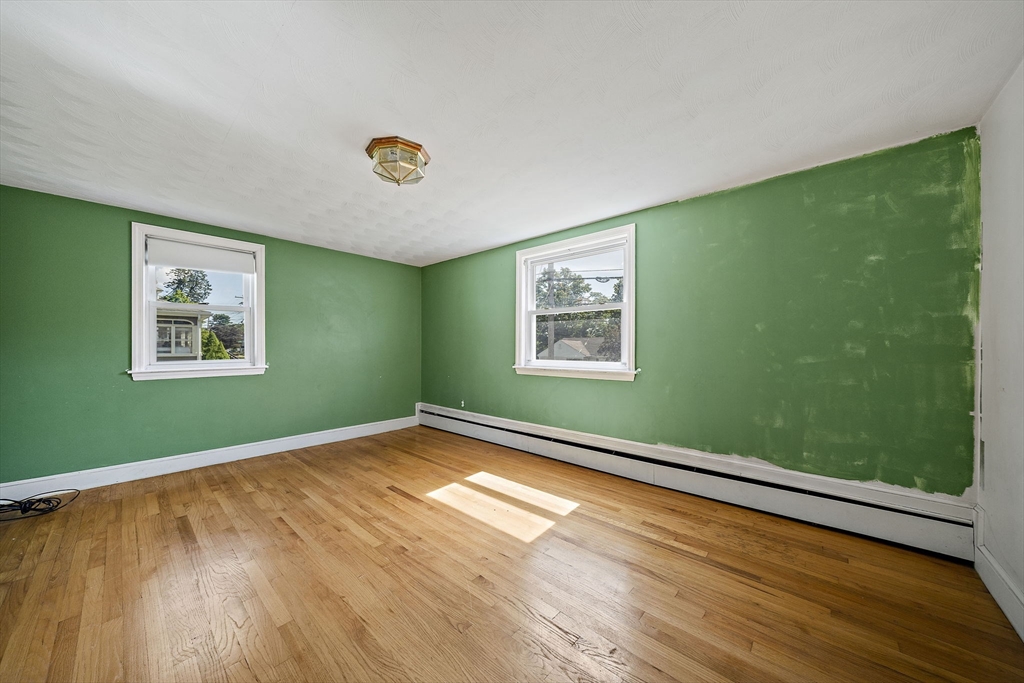286 Broad Street Weymouth, MA 02188 - Photo 12 of 33
