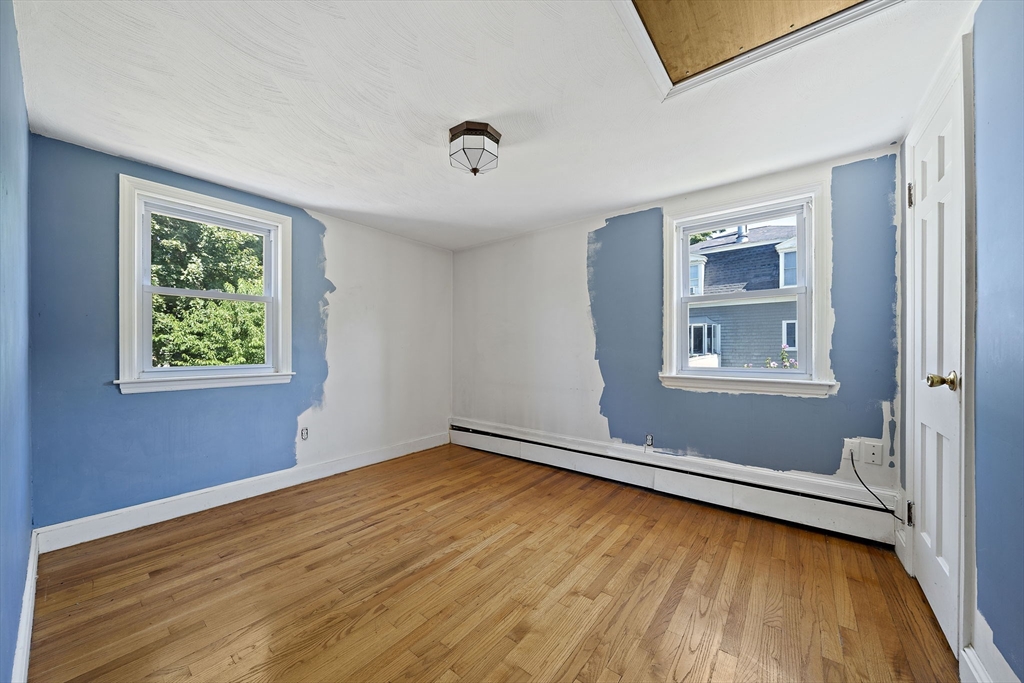 286 Broad Street Weymouth, MA 02188 - Photo 14 of 33
