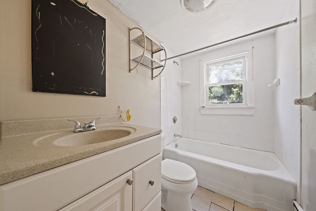 286 Broad Street Weymouth, MA 02188 - Photo 20 of 33