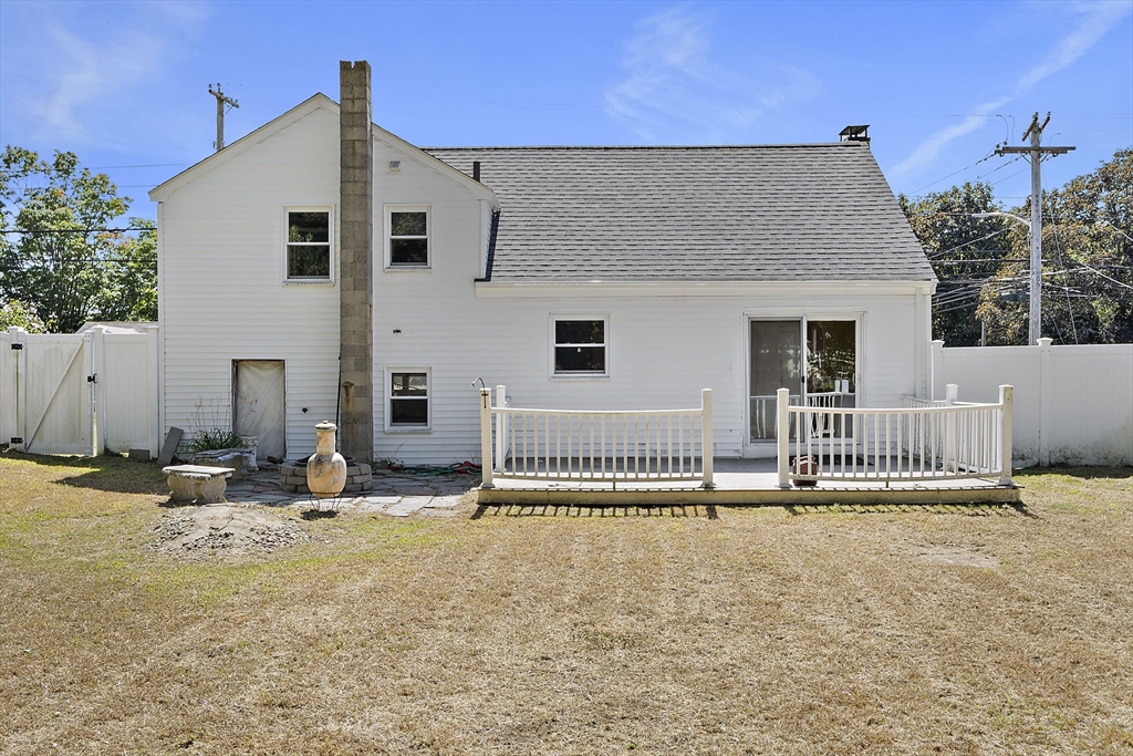 286 Broad Street Weymouth, MA 02188 - Photo 25 of 33